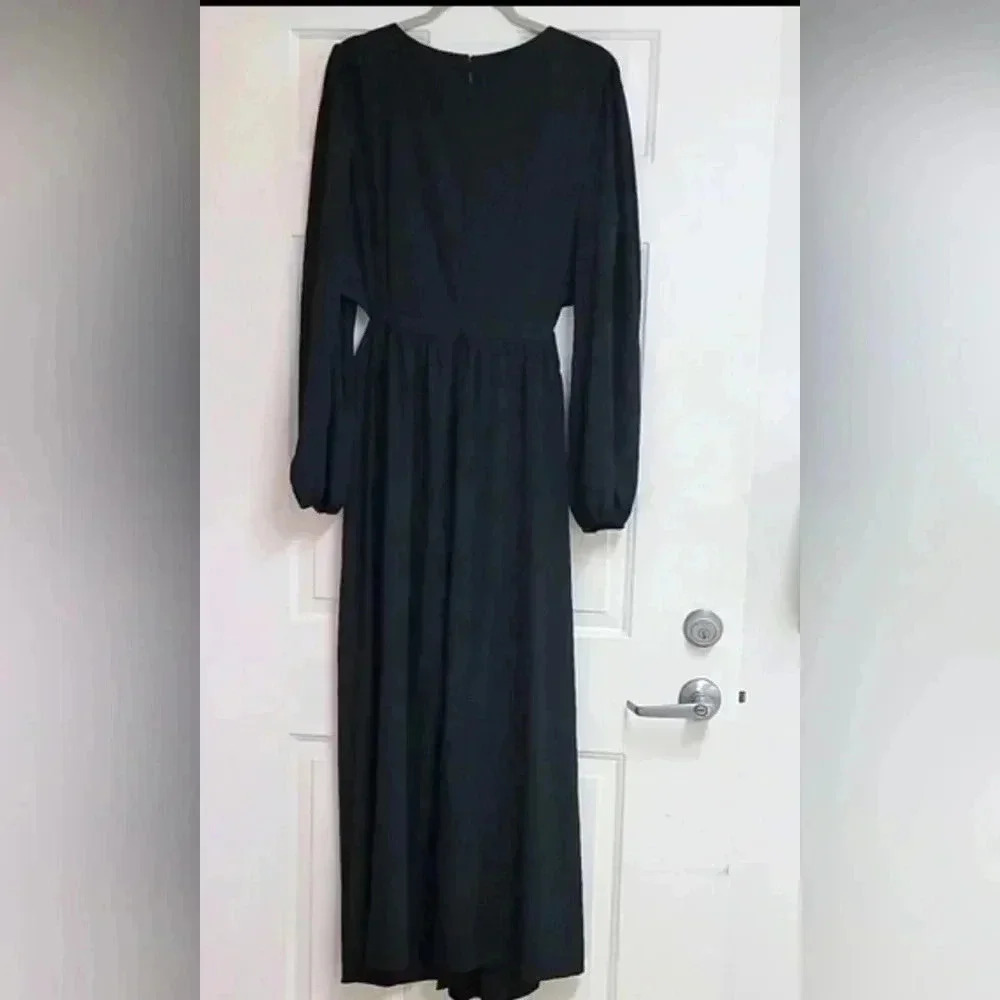 Fashion to Figure Asymmetric Cut out Front Maxi Dress - Picture 7 of 10